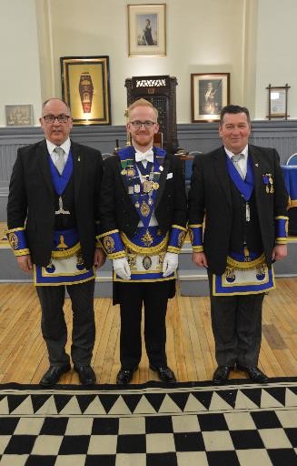 Bro J Robert Crossan WSW; Bro Allan T Glen RWM;  Bro Brian McFadyen WJW TT91-003